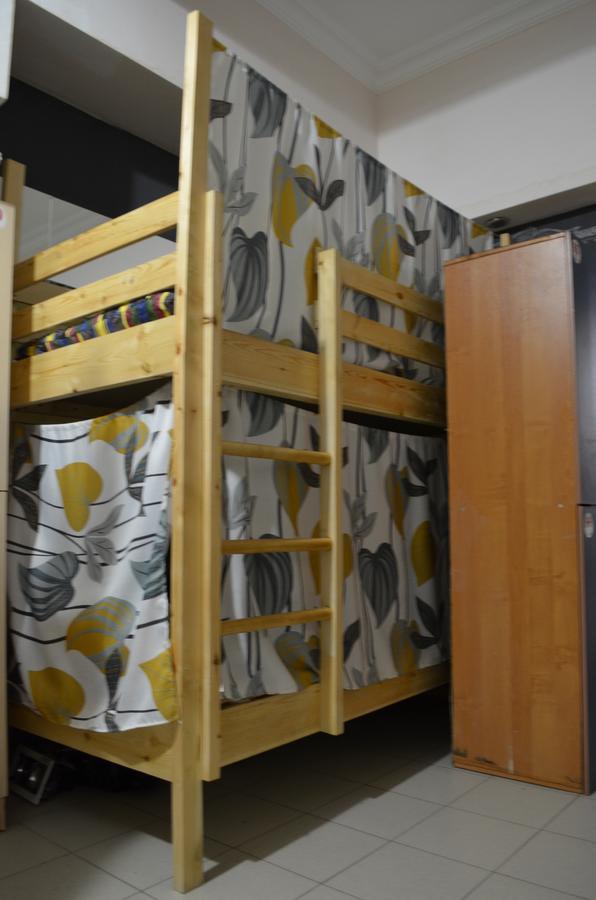 Asia Hostel Алмати Екстер'єр фото