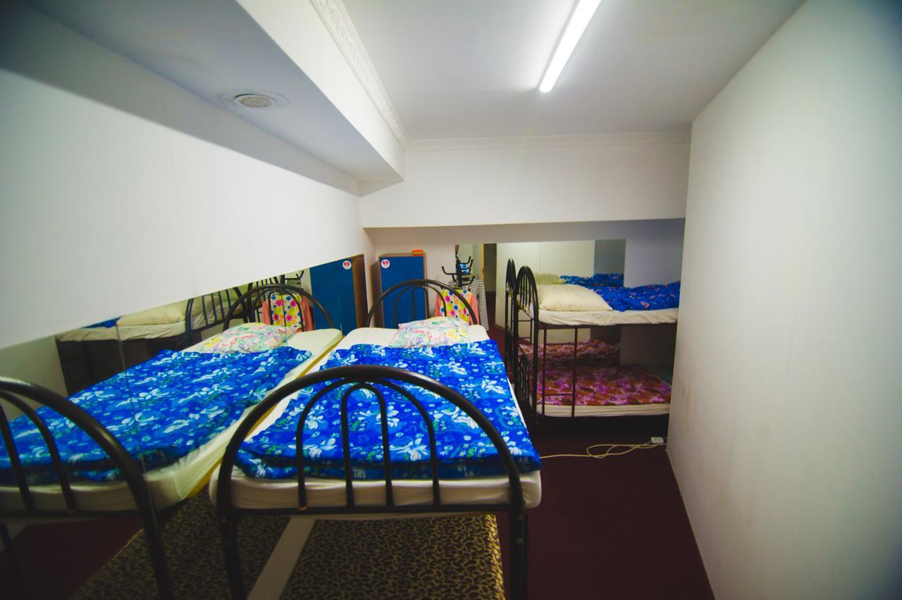 Asia Hostel Алмати Екстер'єр фото